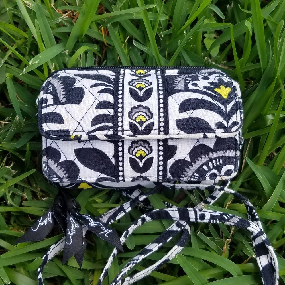 Vera Bradley Wallet Cross body in Fanfare